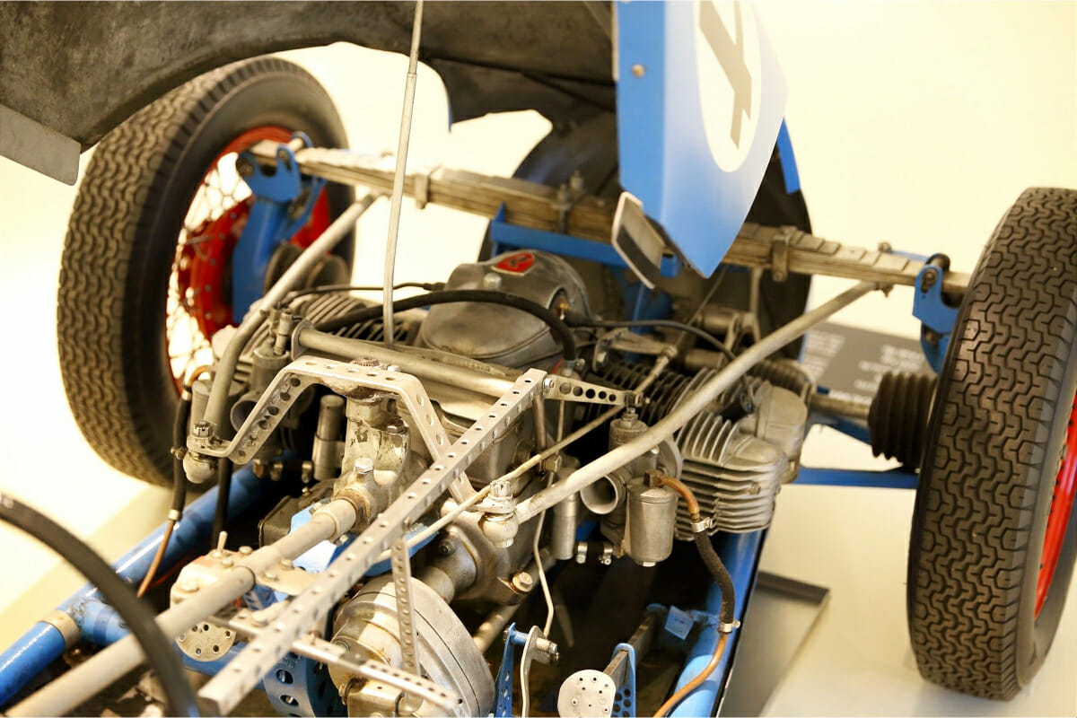 Kickstarter made it compulsory to show backers a prototype