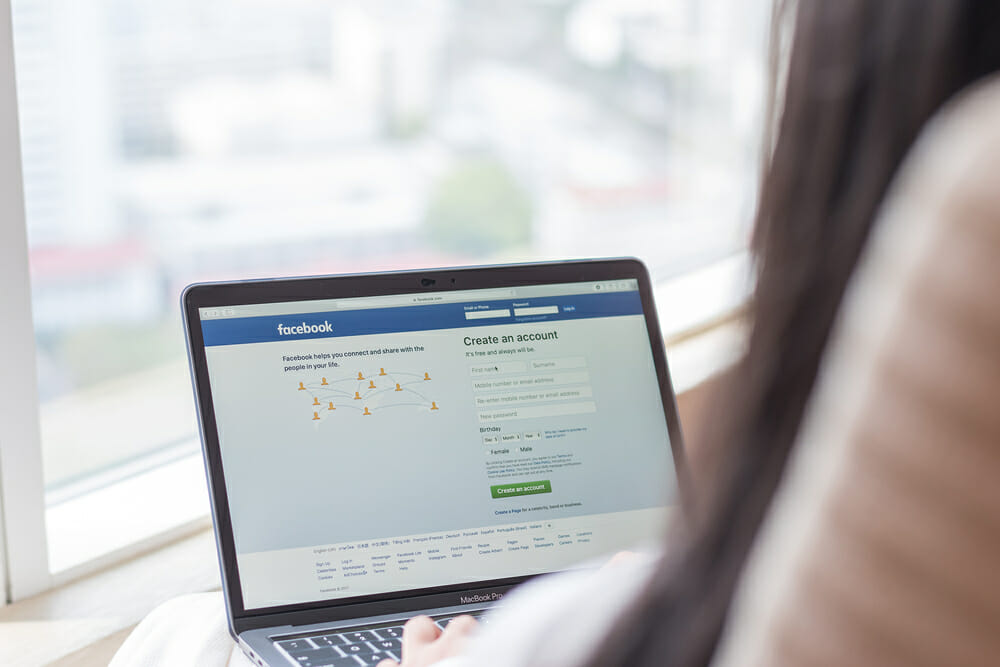 Online Advertising Strategy