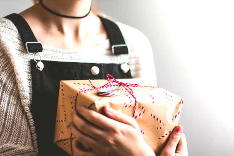 It will surprise you that the premier projects of reward-based crowdfunding are slow in sending out rewards to their contributors.